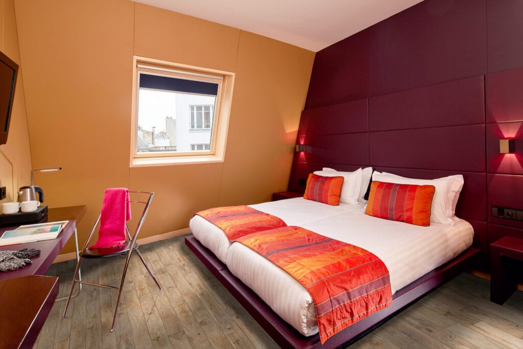 照片 16 Chambre 54 parquet MIEUX